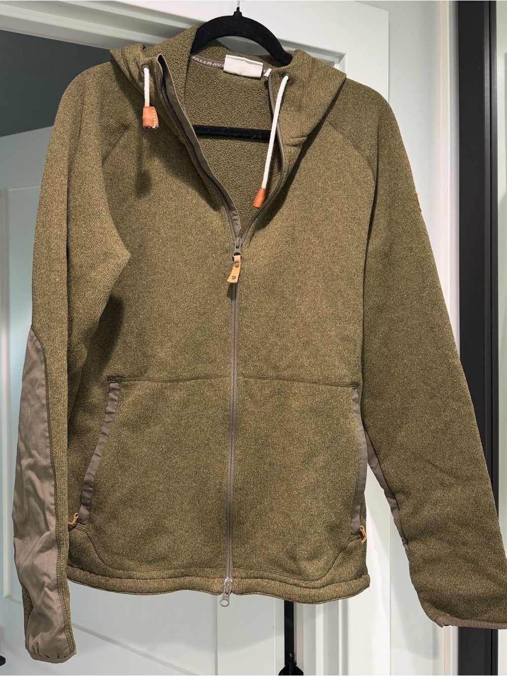 Olive Green Zip-Up Hooded Fleece Jacket FJall Raven Men’s Large